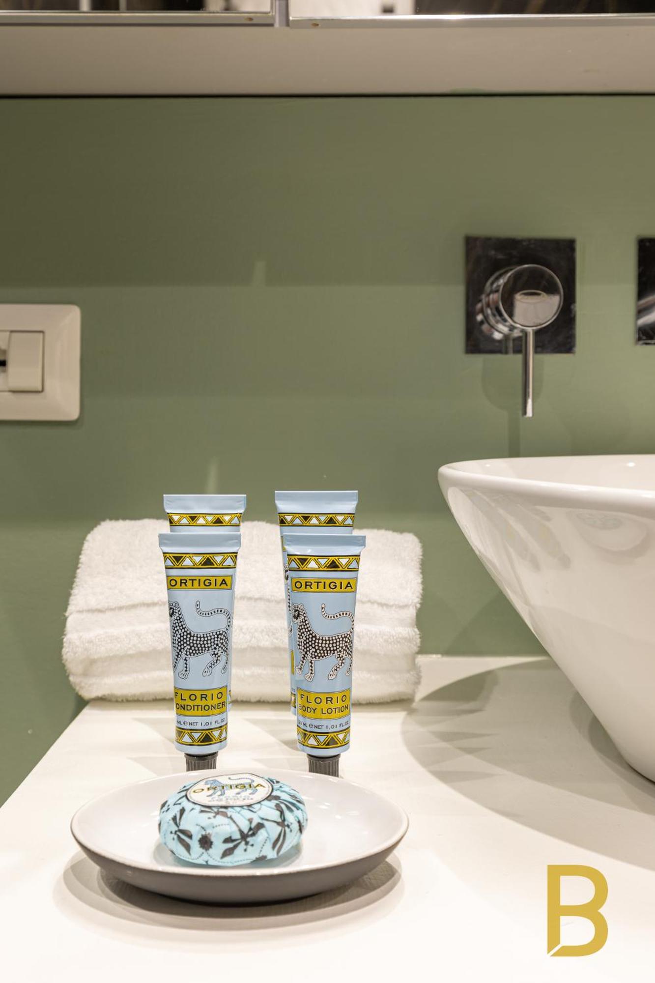 Beplace Apartments In Caiazzo Milan Luaran gambar